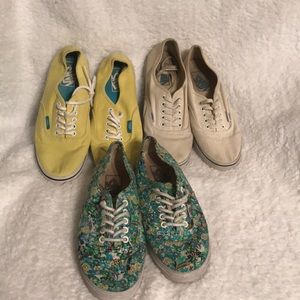 3 pairs of low top vans